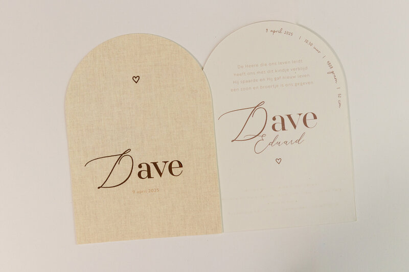 Halfrond-geboortekaartje-linnenlook-met-koperfolie-Dave-4