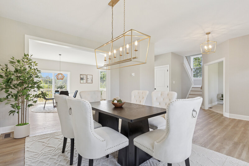 Elegant Transitions Occupied Home Staging
