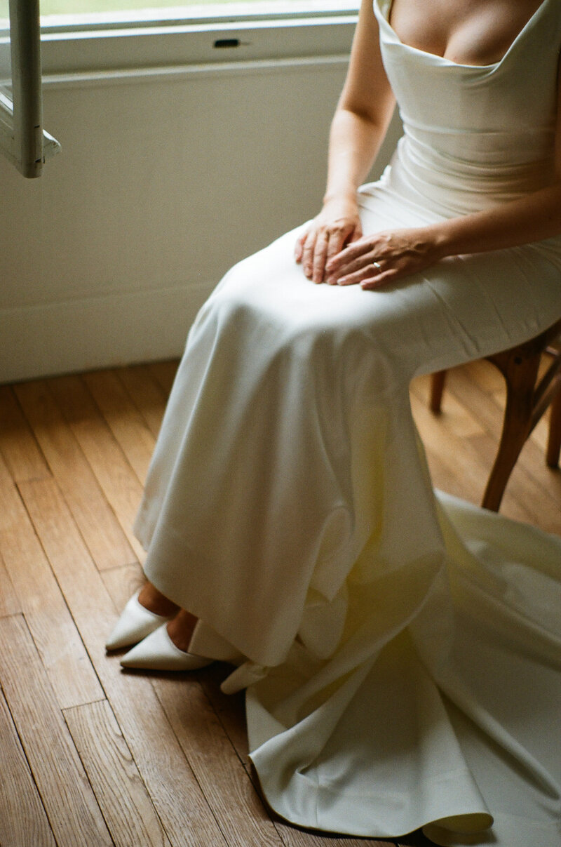 FrenchWeddingPhotographer_PiaBacino_AbbayedeReignyWedding127