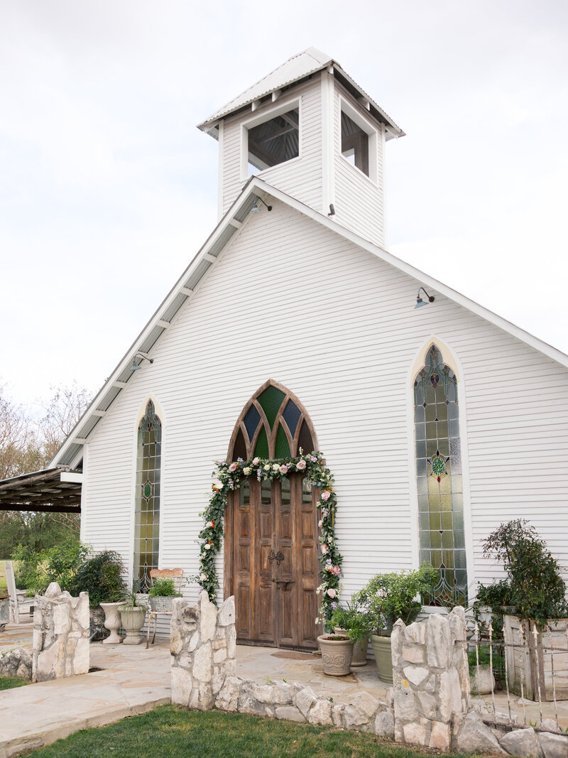 gruene-estate-chapel-texas