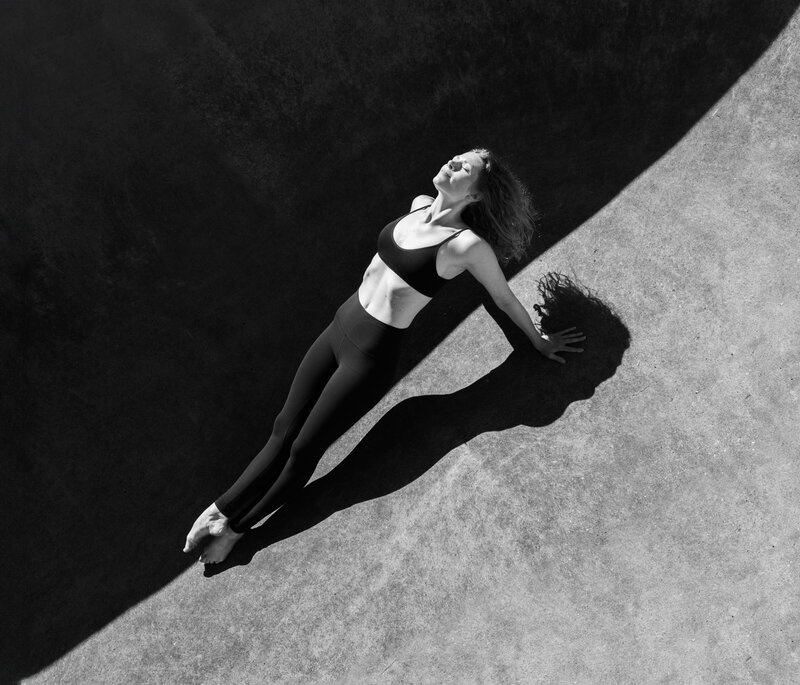 high contrast dance photography