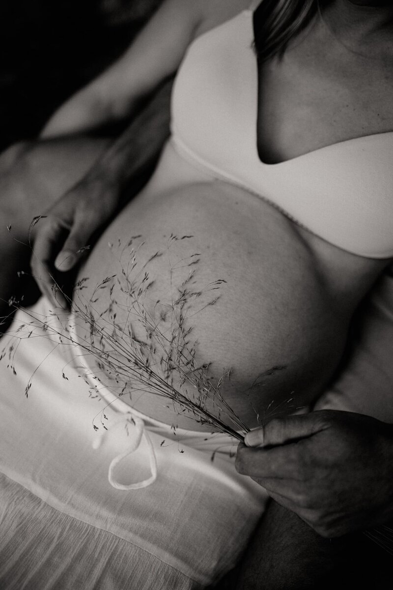 shooting-grossesse-golden-hour-en-nature15