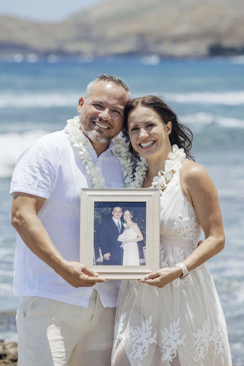 Sandy Beach Wedding on Oahu