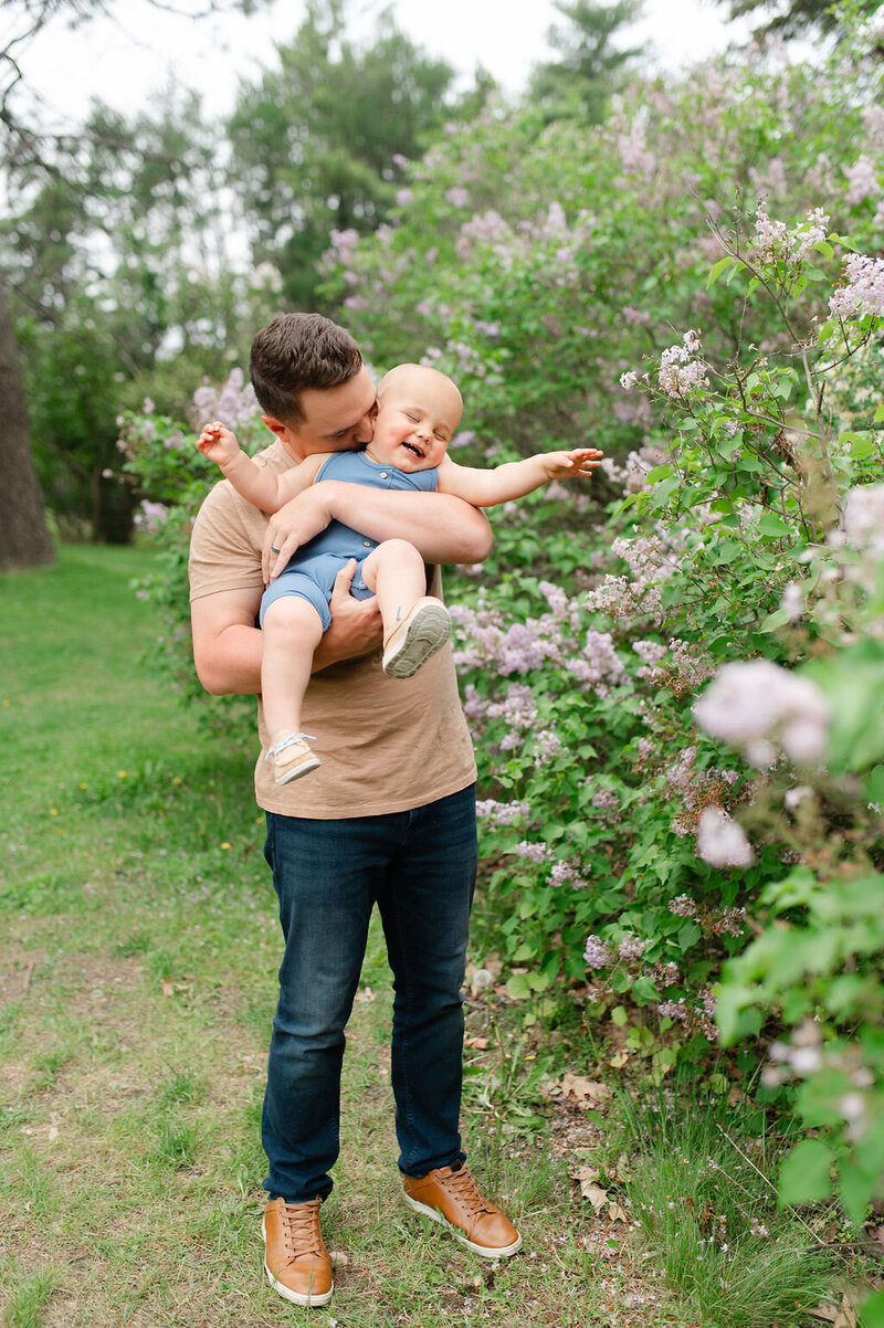 SpringFamilyPhotos-Minnesota-Edina-EdenPrairie-ArnesonAcres-TimelessFamilyPhotographer3