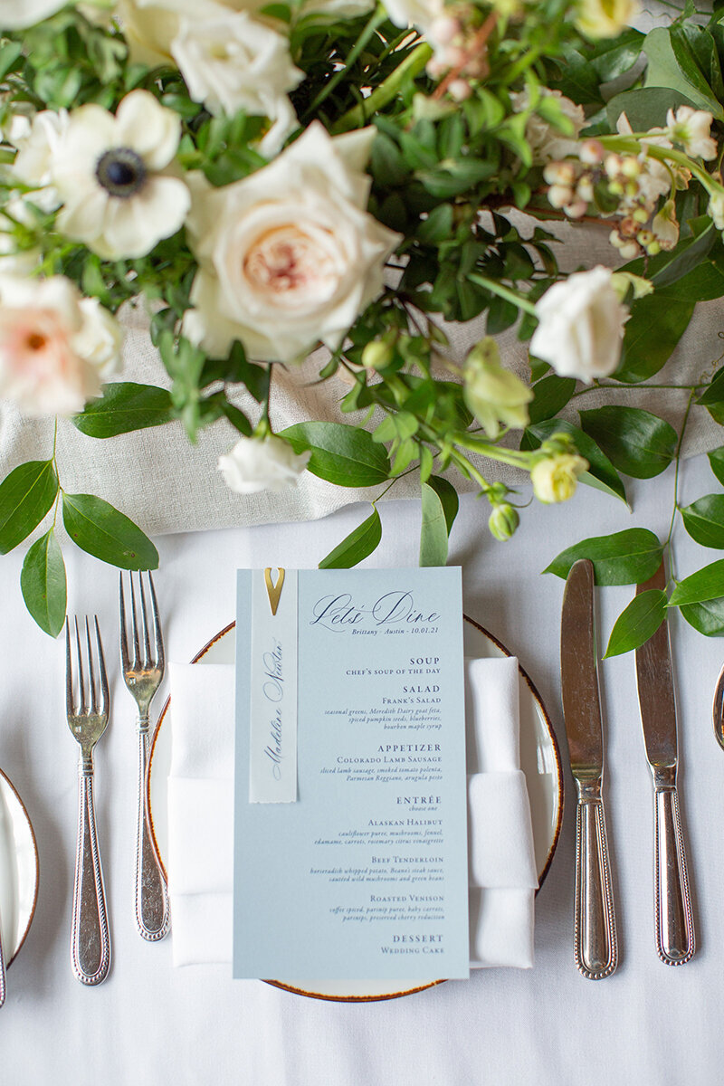Modern wedding with placecard