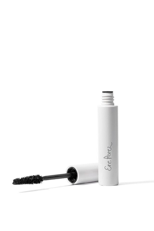 almond mascara for lash strengthening and growth