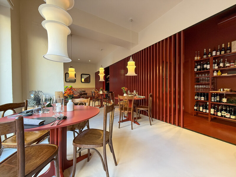 The vibe inside Ristorante Giorgio in Lucca, Italy