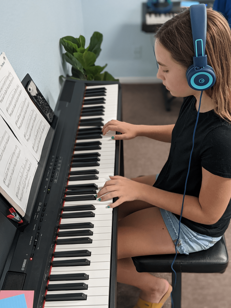 PXL_20210811_011302513.PORTRAIT-min