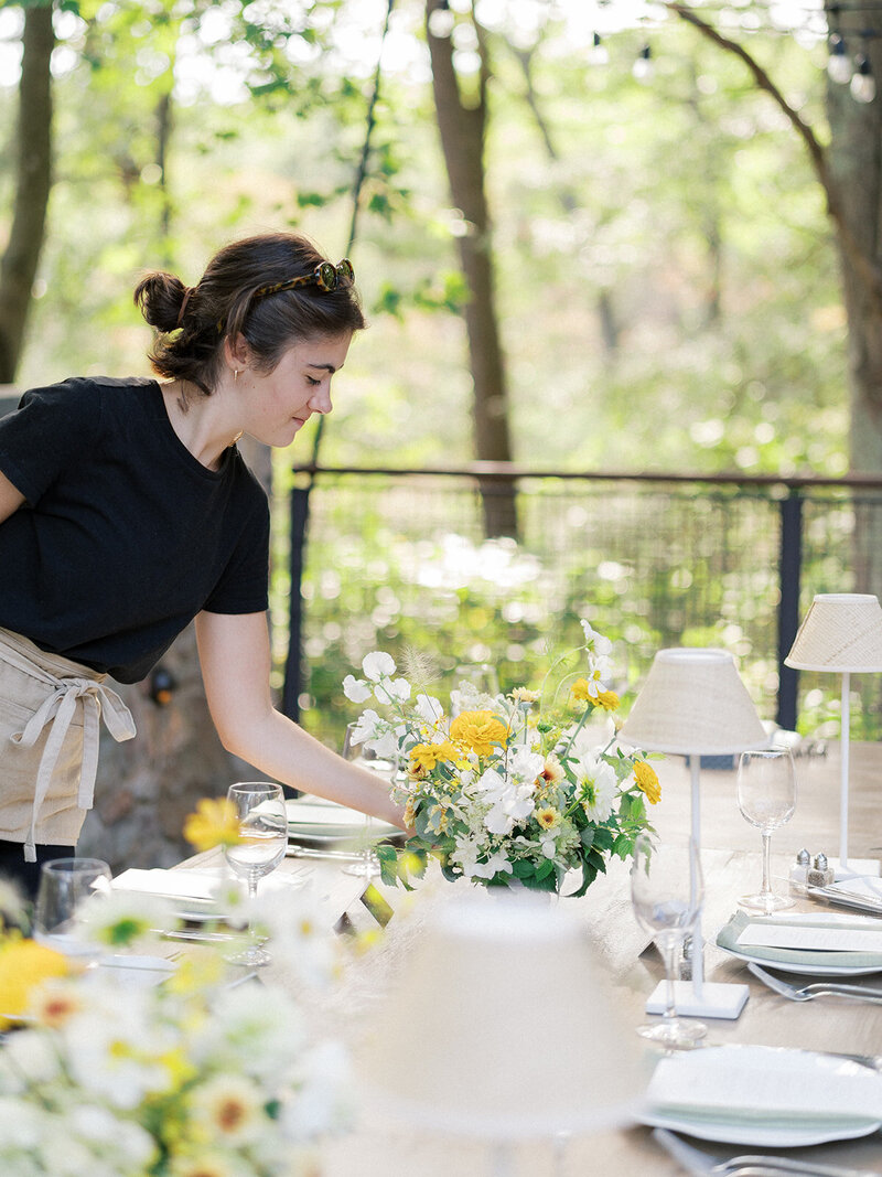 Kate_Campbell_Floral_Poolside_Wedding_Dinner_Party_Wedding_Sarandon_Smith_Photography-41