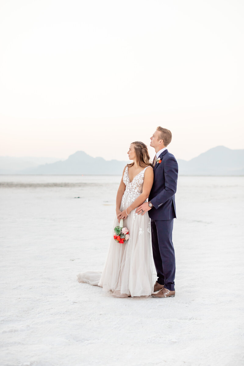 Wedding photograhy at utah salt flats 