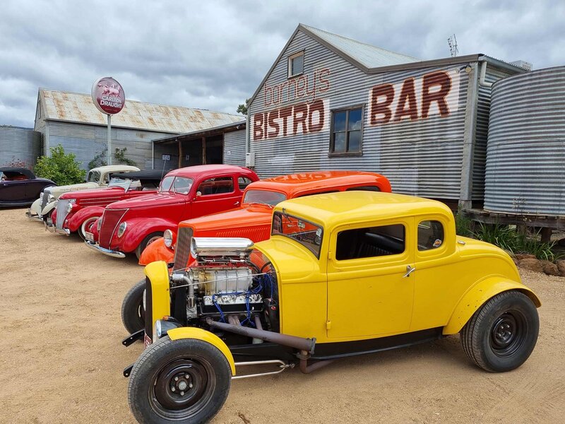 Dinner Halls Gap