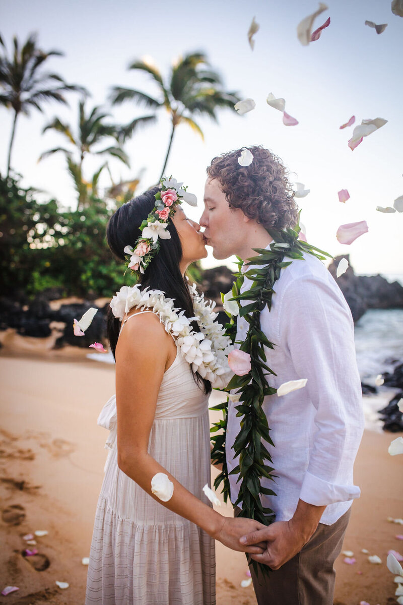 Makena Cove Sunset Beach Wedding