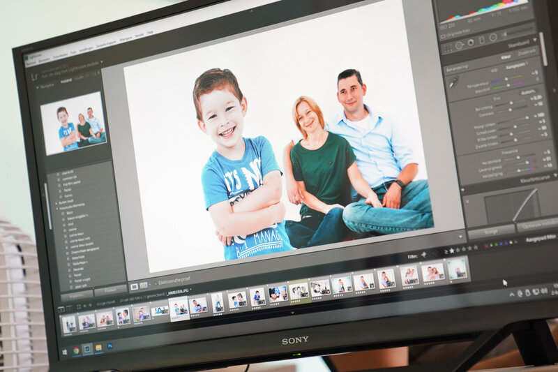 Fotoshoot fotostudiomemento, gezinnen, familie, huisdieren, nieuwborn, baby fotografie