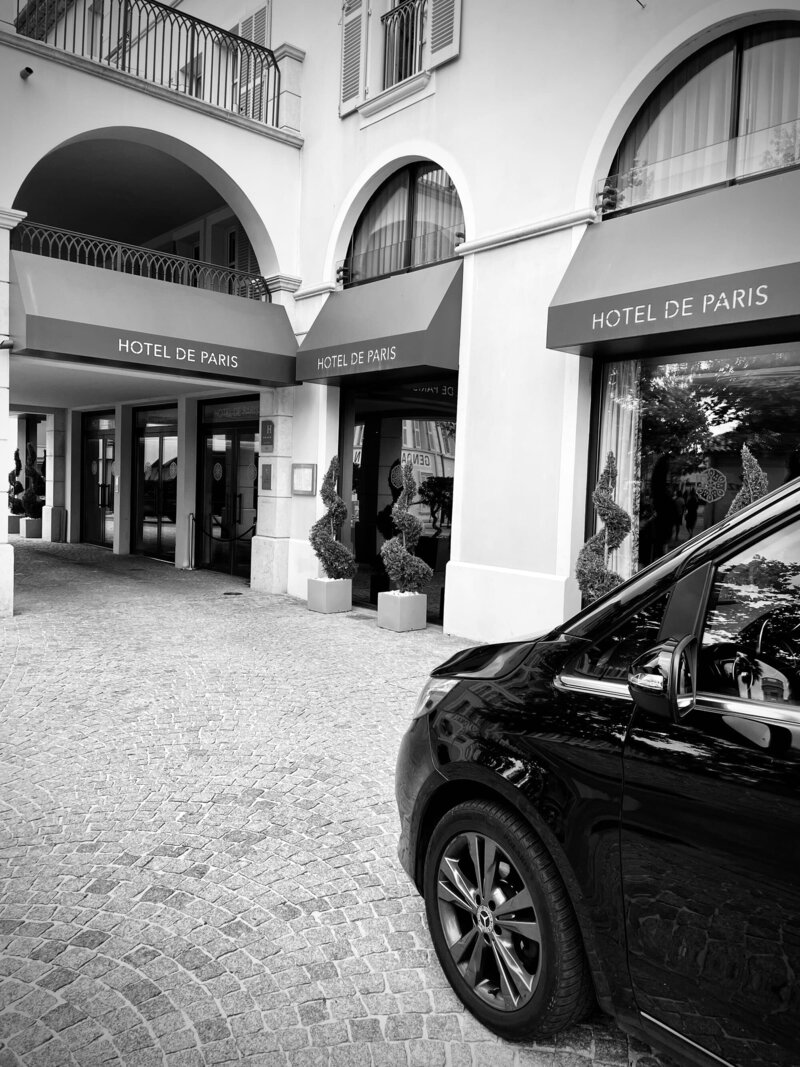Chauffeur privé hôtel de Paris à Saint Tropez
