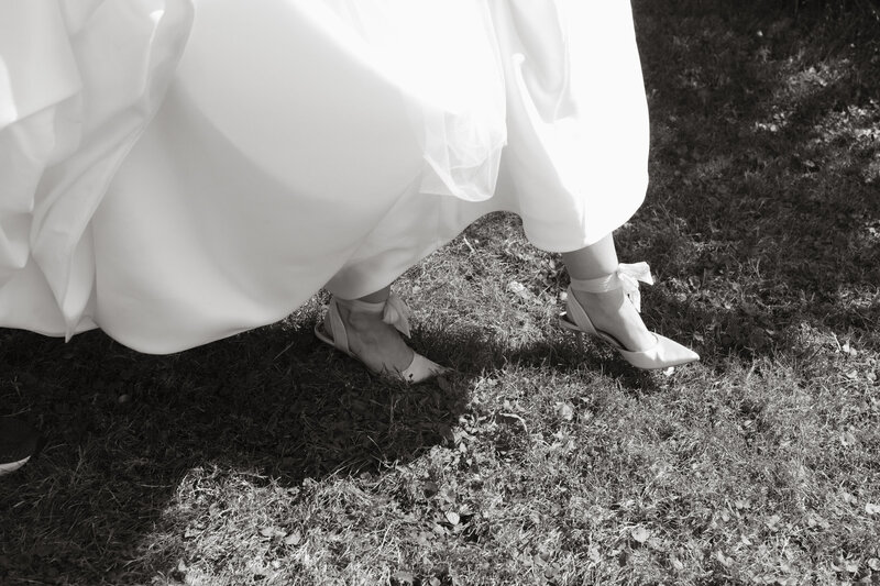 illinois chicago backyard intimate wedding northwest indiana photographer videographer film documentary lisle hyatt regency hotel charles-32
