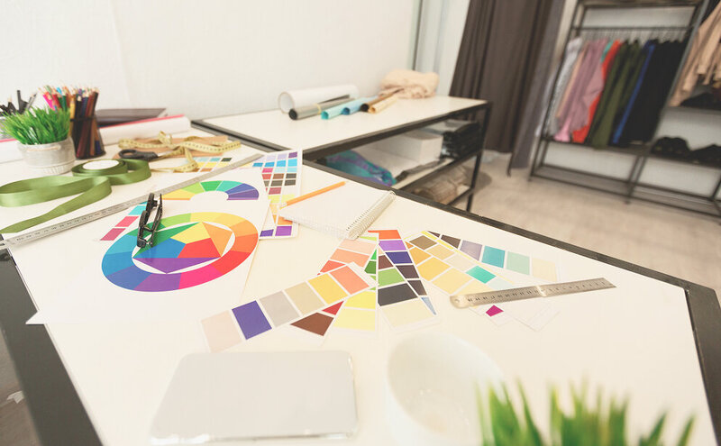 How to Choose Your Brand Colour Palette With Intention (Not Just Aesthetic)
