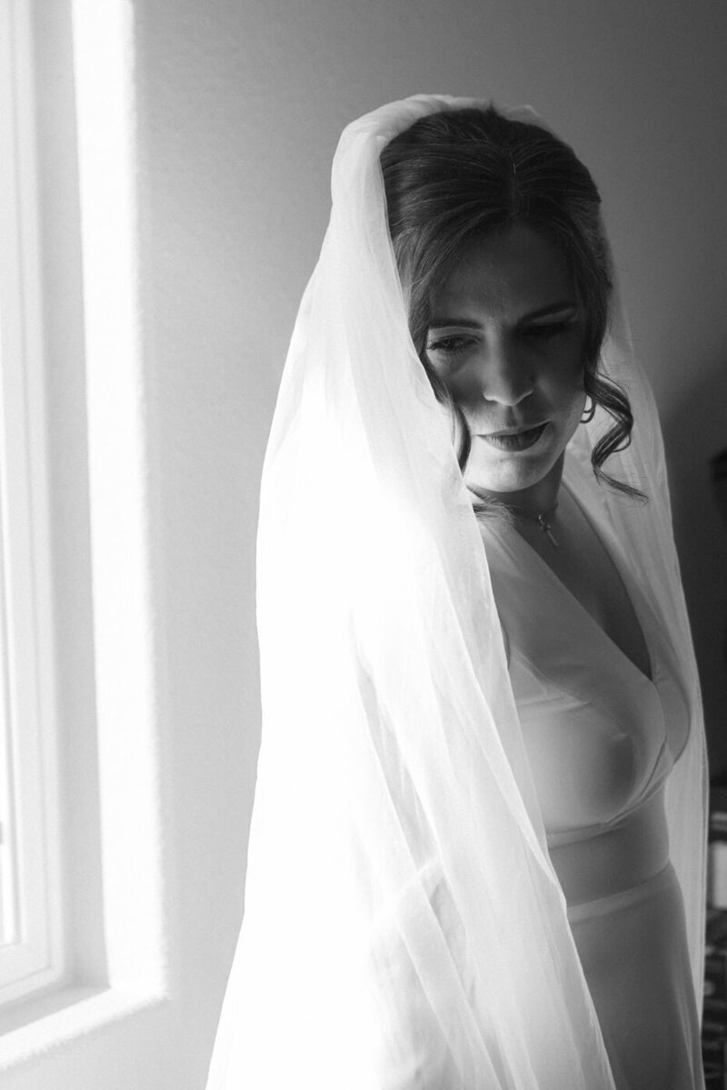 classic-and-documentary-style-wedding-photography-20