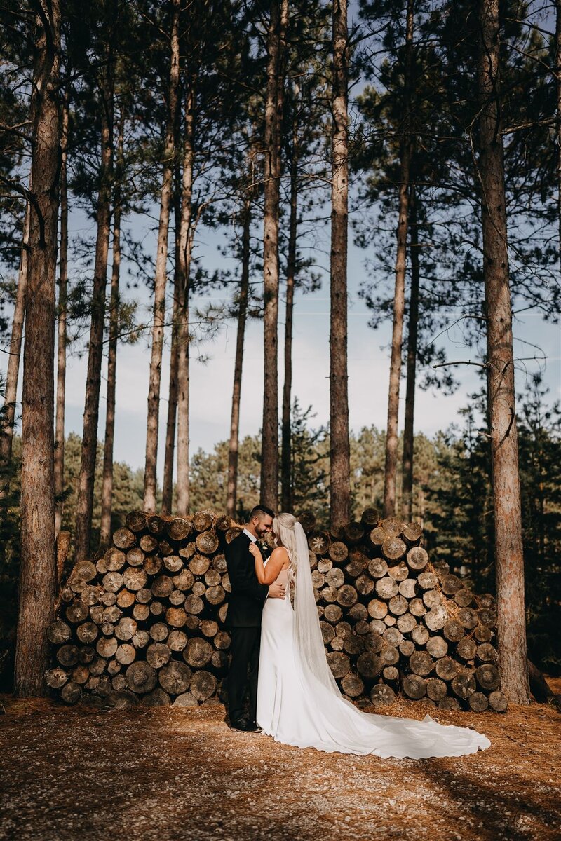 Stunning tall pines wedding photos