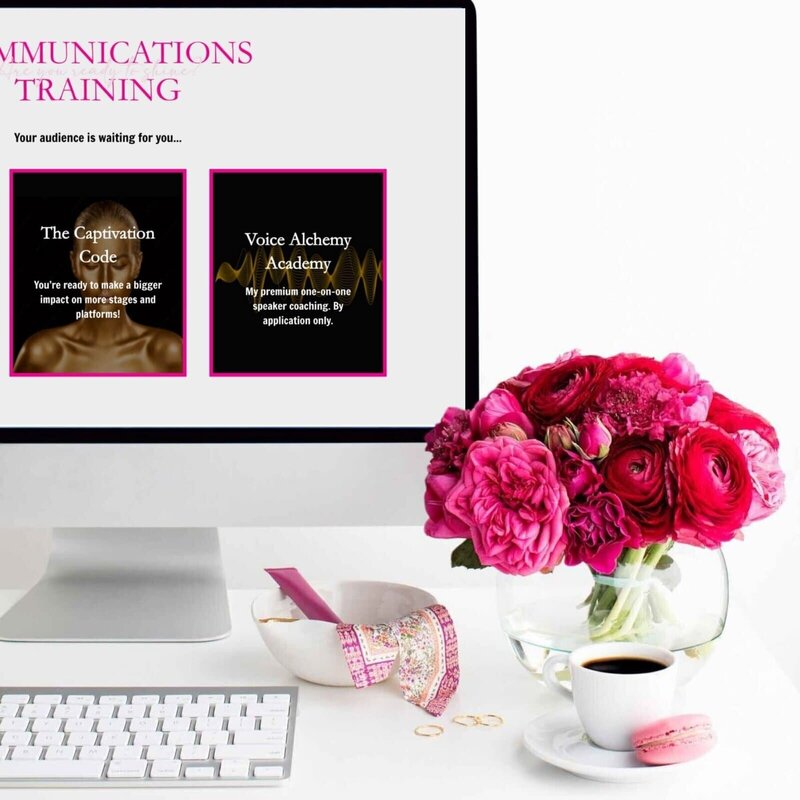 imac mockup speaking with sam simplero website design