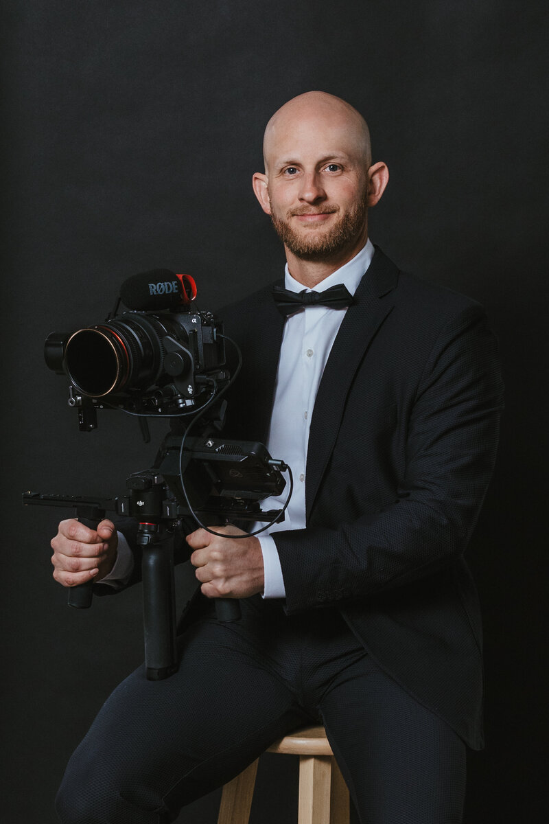 luxury wedding videographer based in Louisville, Kentucky.