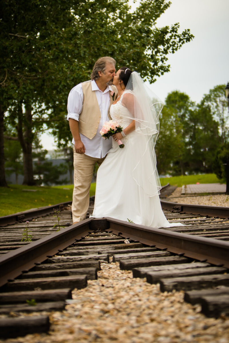 Edmonton Wedding Photographer -  review