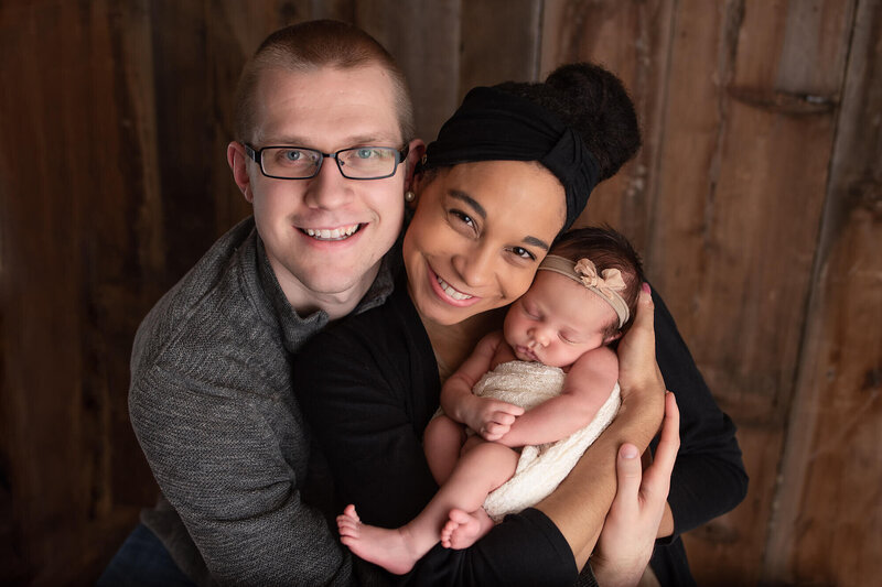 Milwaukee Newborn Photo family in studio | Glory Be Photography by Tara Bos