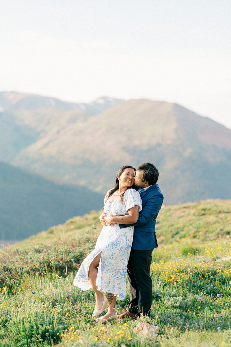 Summit-County-Colorado-Summer-Engagement-Photos-13