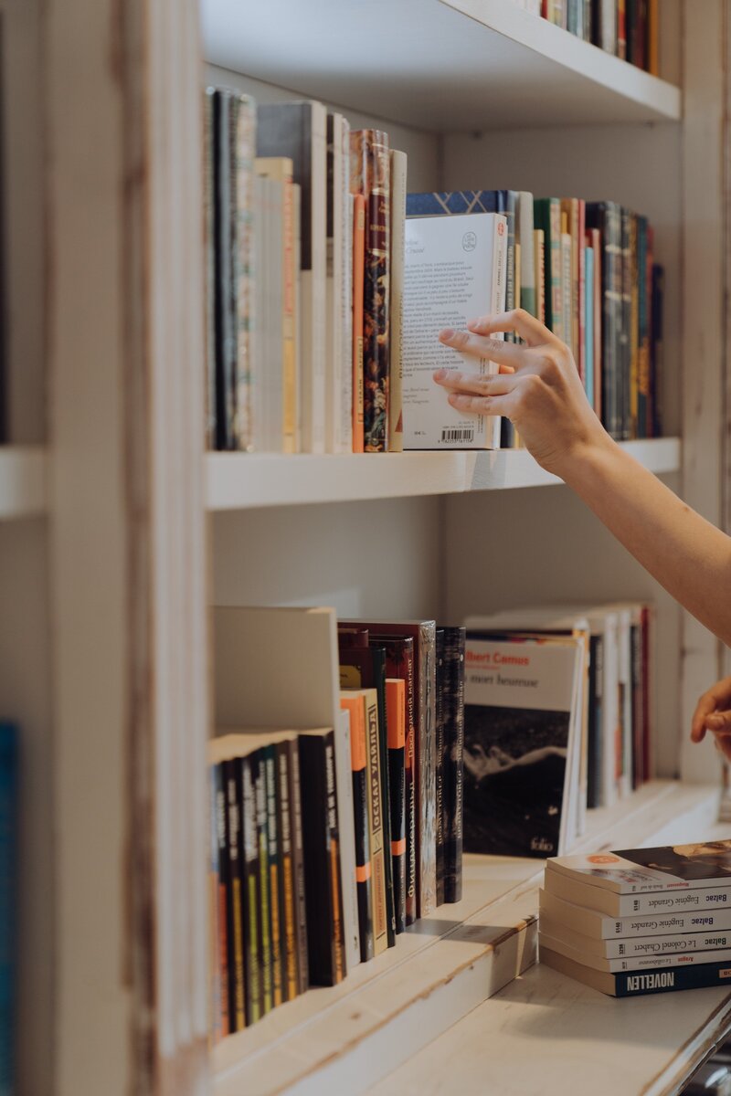 Bücherregal Bibliothek Ausleihe