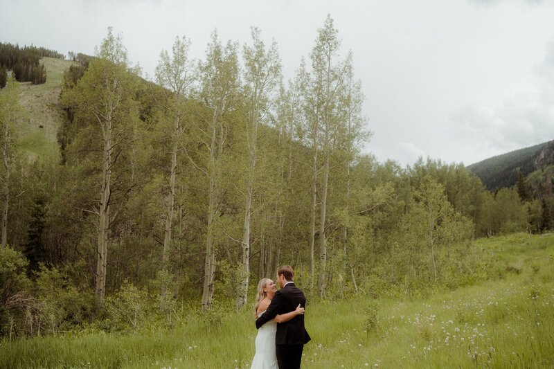 Sophia+++Greg's+Timeless+Colorado+Mountain+Wedding