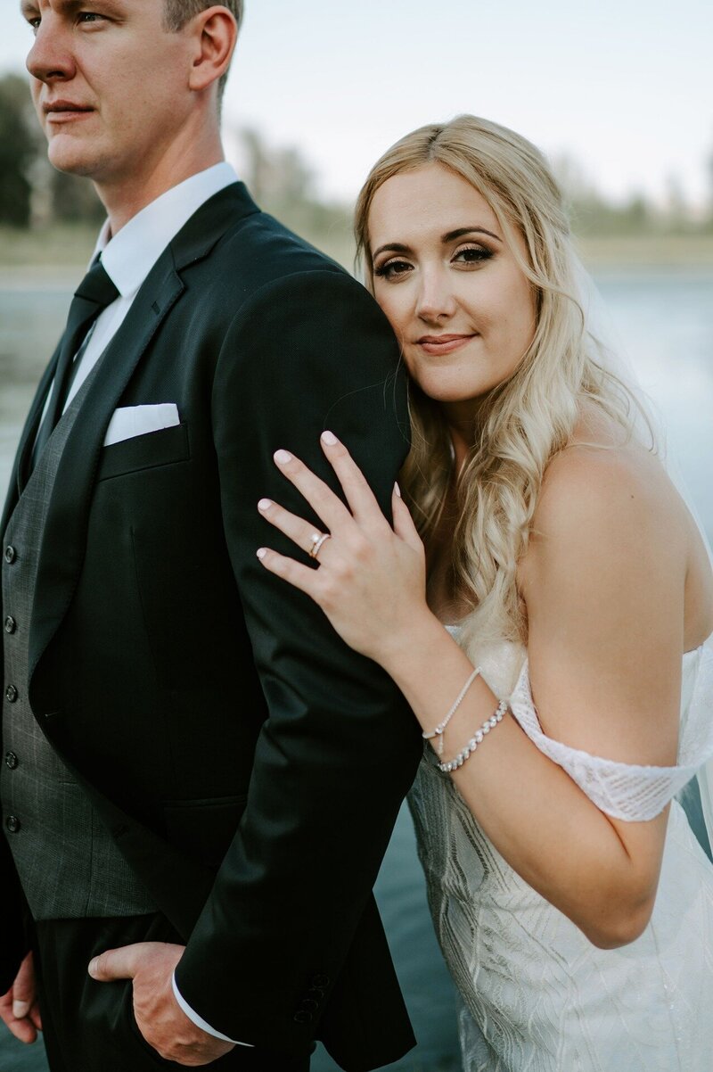 lake-house-wedding-calgary-34