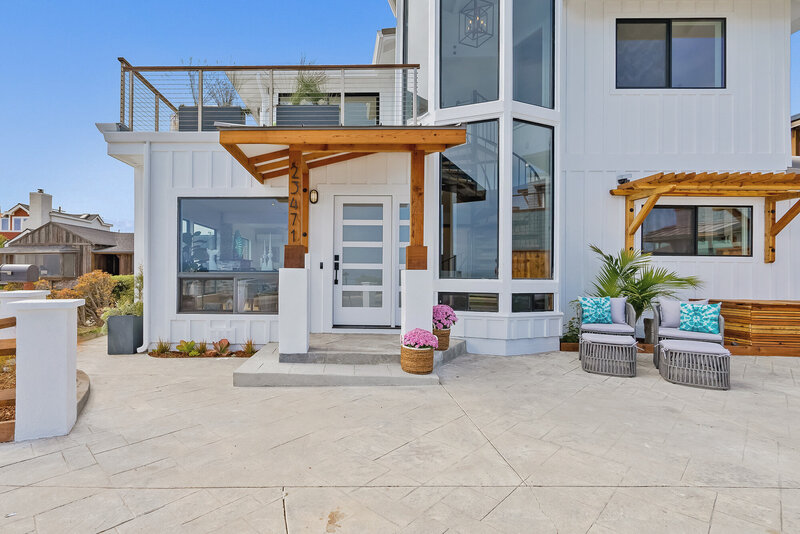 Kasey & Brooke Hinchman - Best Santa Cruz Real Estate Agents-159