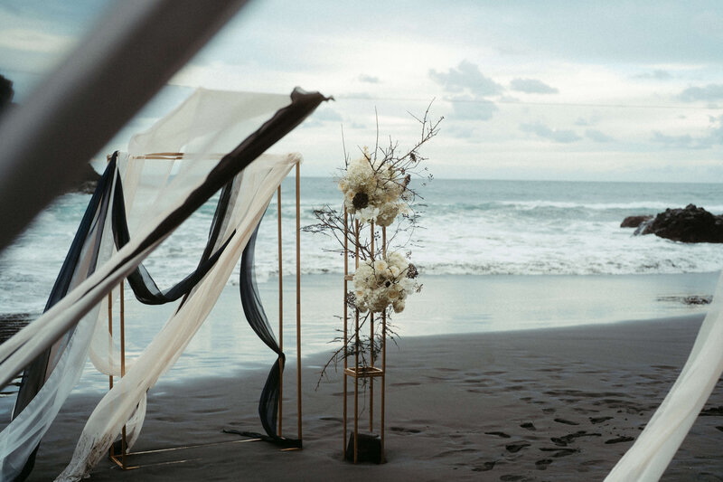 couple captured by destination wedding photographer elsie goodman