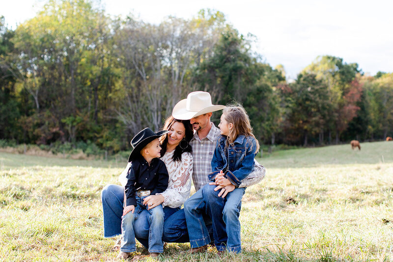 Yadkinville, NC Extended Family Photos_Katelyn Shelley Photography (26)