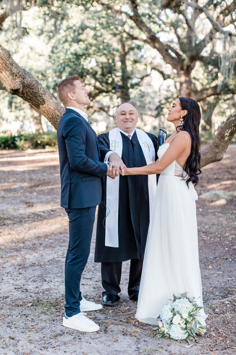 Savannah_Elopement_in_Forsyth_Park__Low_branch20