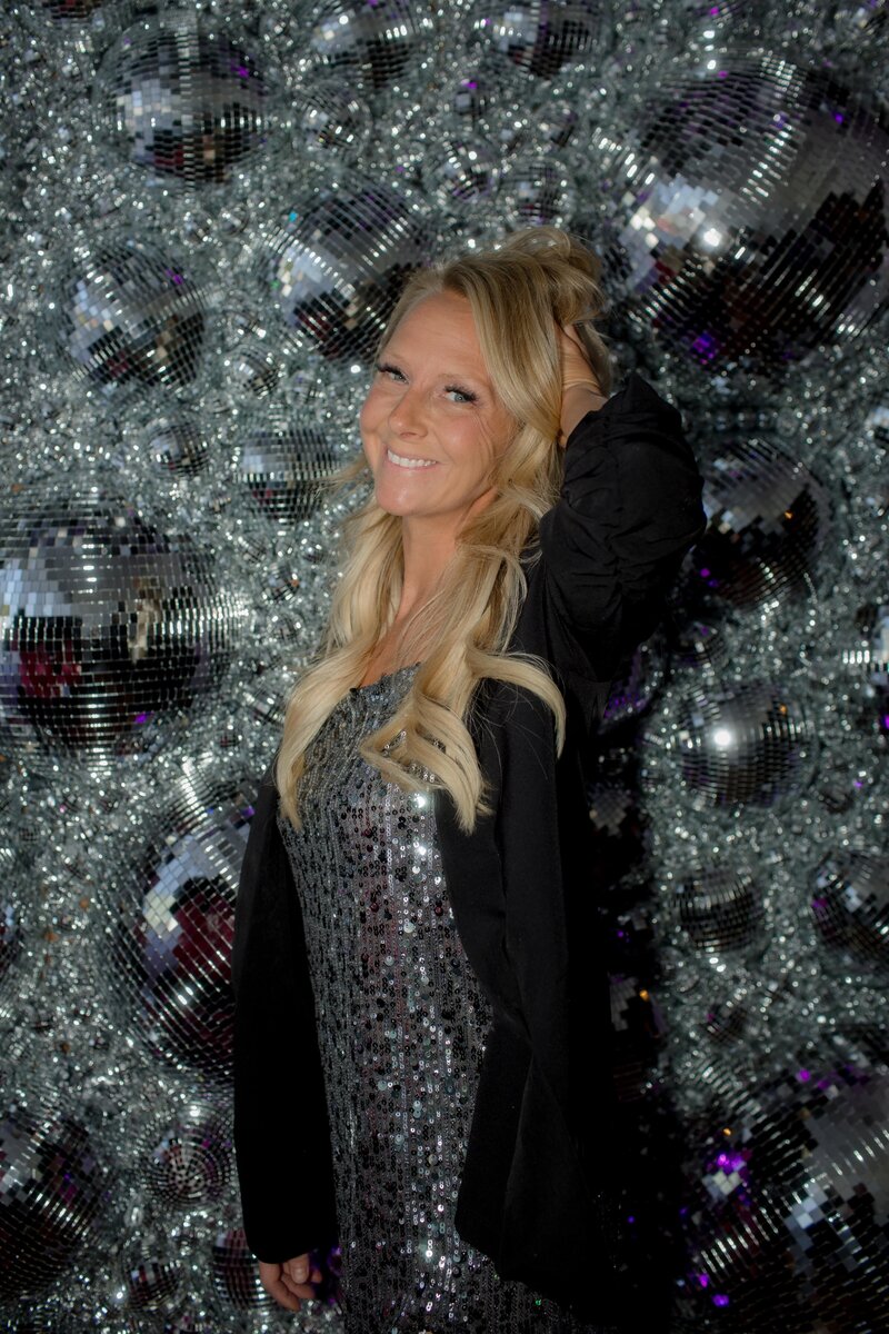 seattle-events-balloons-disco-ball-walls (8)