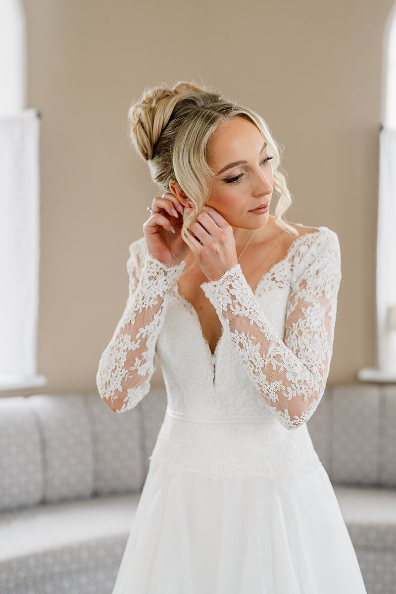 Charlotte & Ben_s Wedding Preview-25
