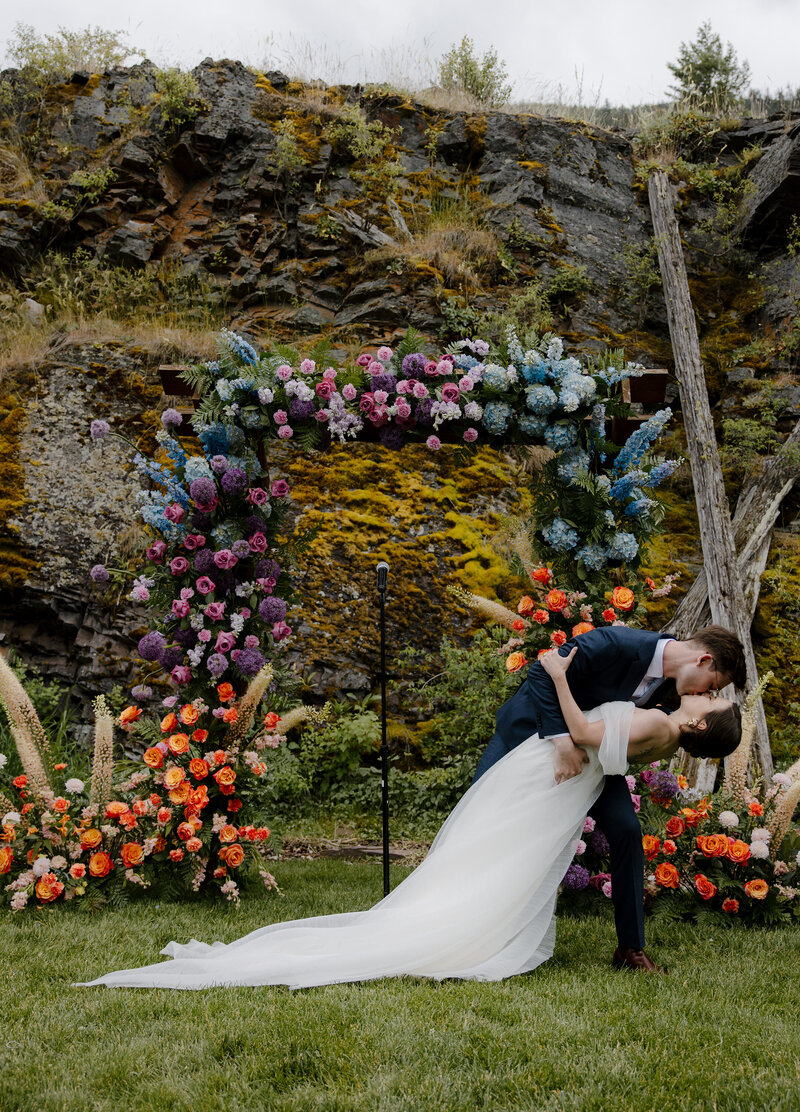 White-Raven-Wedding-Photos-Missoula-2851