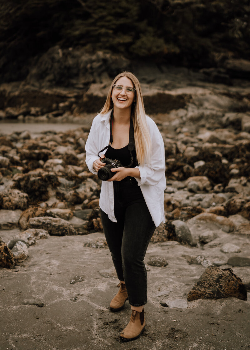 Nanaimo Elopement and Wedding Photographer