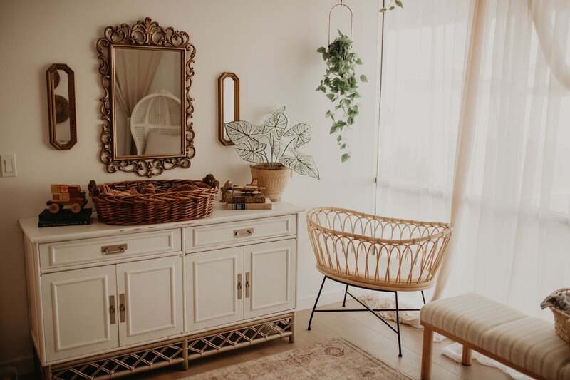 mirrors+and+bassinet