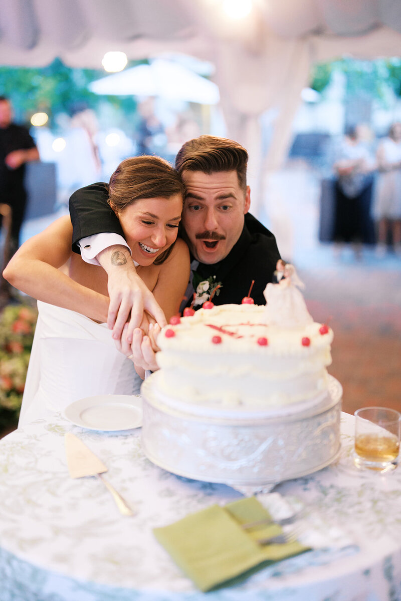 HannahClay-CakeCutting-6_websize