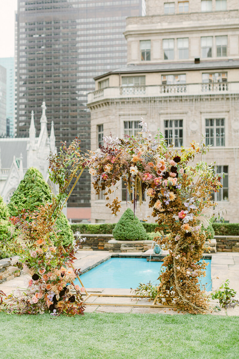 bo_shim_new_york_fine_art_luxury_wedding_editorial_photographer_editorial_loft_and_garden_ny-6