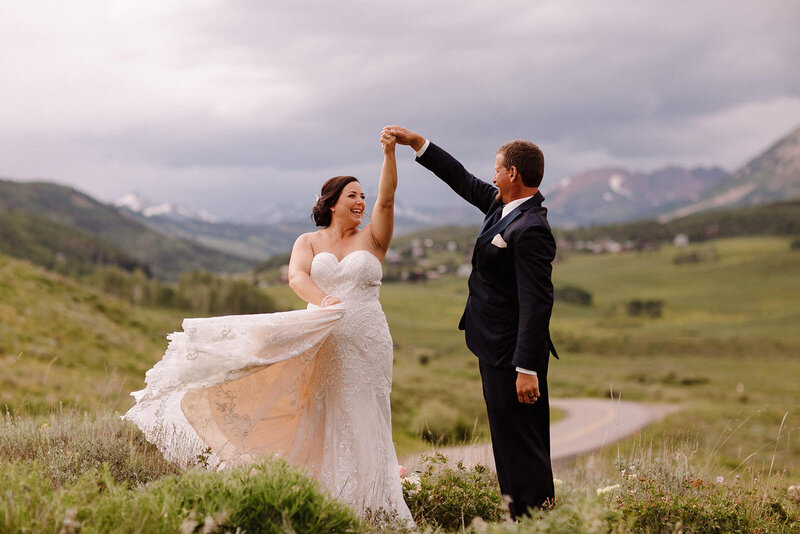 Liz Osban Photography Wedding Weddings Crested Butte Colorado Venue CO Vail Breckinridge Mountains Elopement Elope Ceremony Wyoming Lovelands Pass Denver Rocky Mountain National Park9