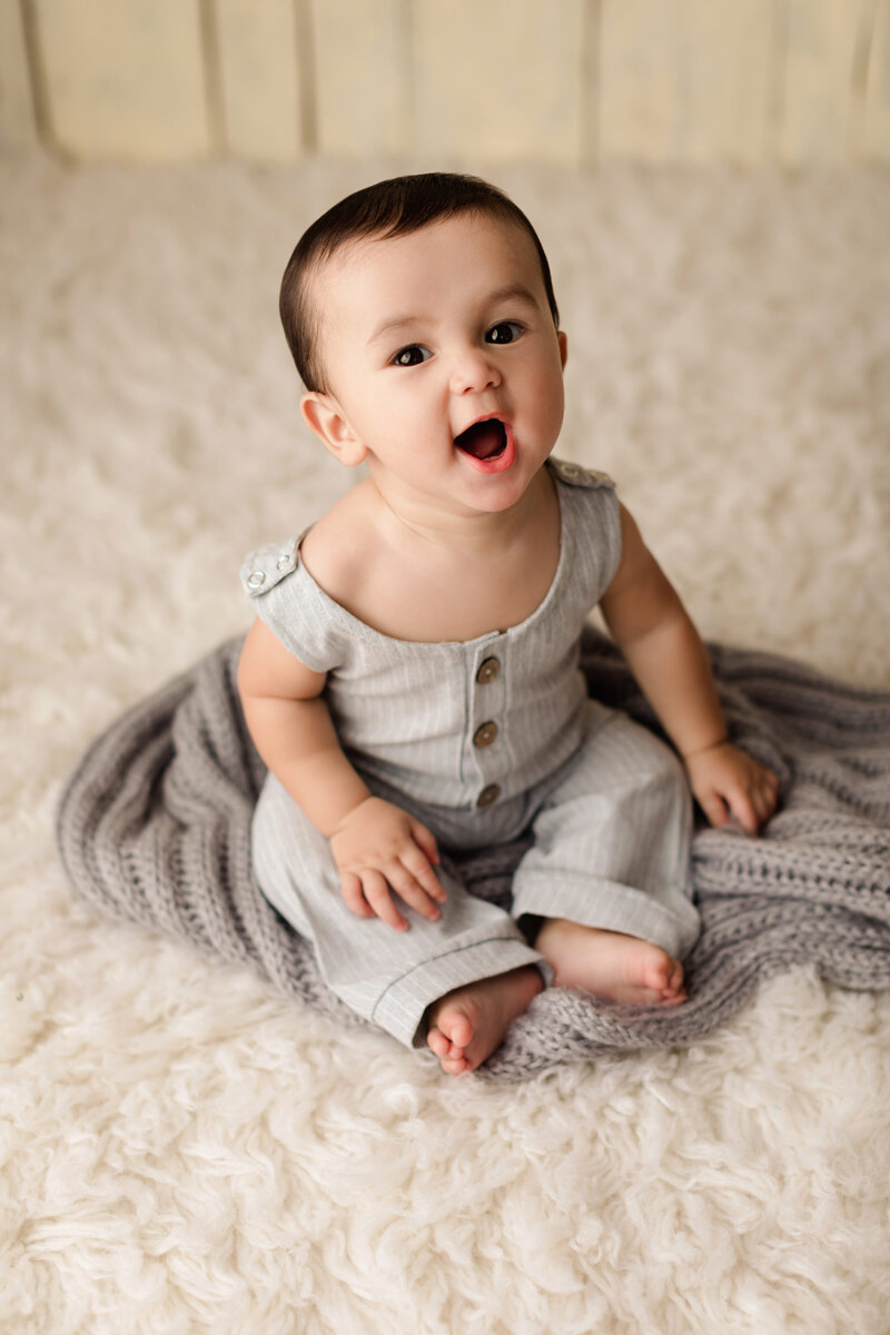 baby photography thousand oaks, baby photographer near me, baby portraits ventura county, professional baby photos