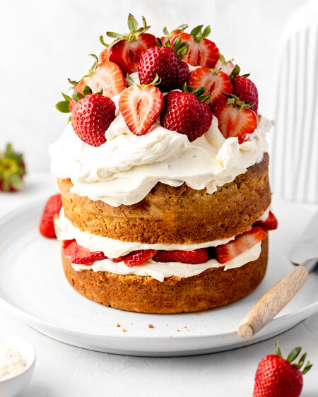 WAFFL-Strawberry-Sponge-Cake-with-Vanilla-Protein-Whipped-Cream-2