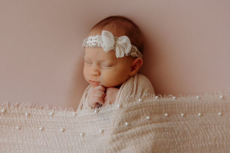 Aspen Newborn In Studio-8056