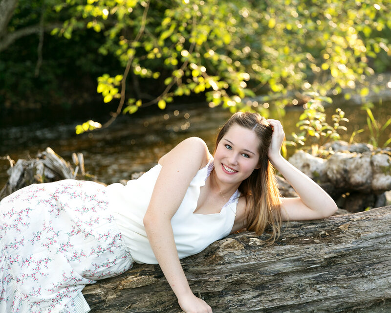 Beautiful and natural senior portrait by Nancy Chabot