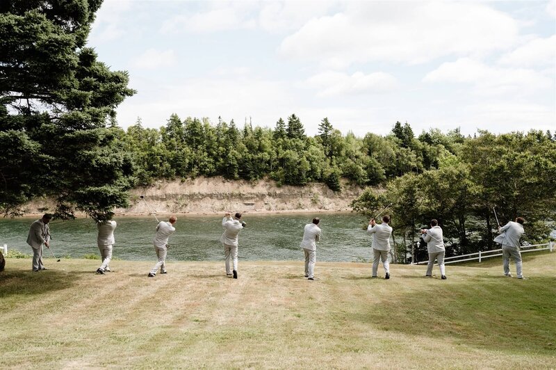 golf-river-wedding