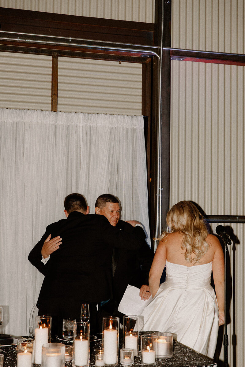 kelsey-kohl-wedding-preview-taylorraephotofilm-171