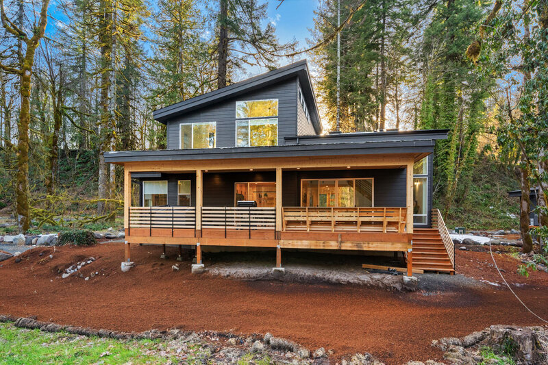 Luxurious Mt Hood Cabin of Sandy river Getaway