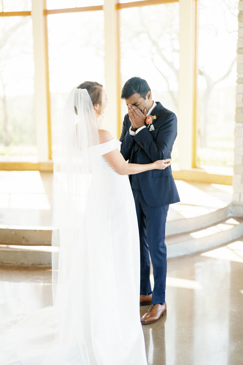 Film wedding photography of couple at Canyonwood Ridge surrounded by oak trees